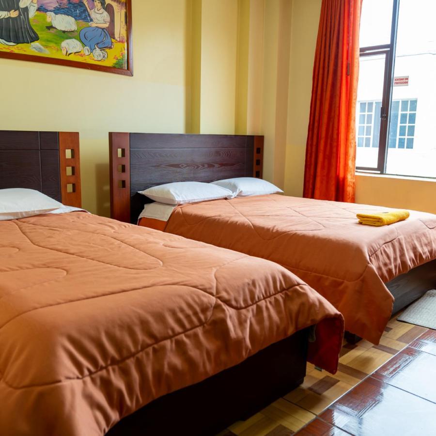 Mashy'S Hostal Отавало Екстериор снимка