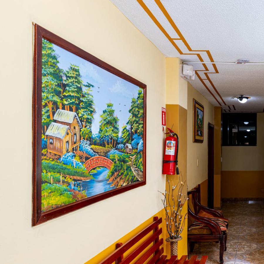 Mashy'S Hostal Отавало Екстериор снимка