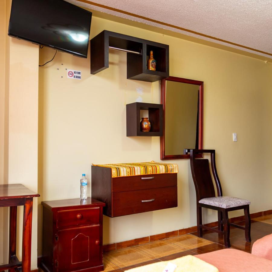 Mashy'S Hostal Отавало Екстериор снимка