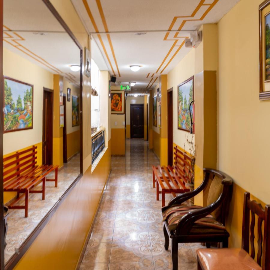 Mashy'S Hostal Отавало Екстериор снимка