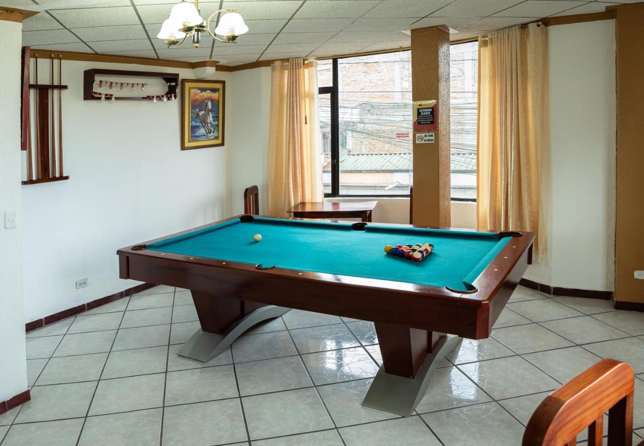 Mashy'S Hostal Отавало Екстериор снимка