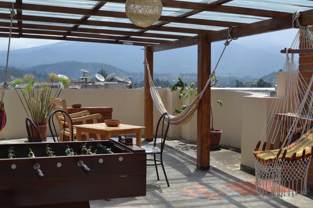 Mashy'S Hostal Отавало Екстериор снимка