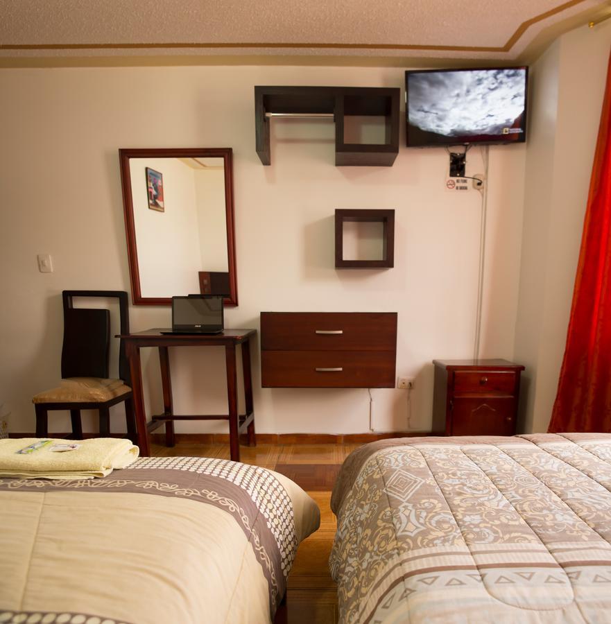 Mashy'S Hostal Отавало Екстериор снимка
