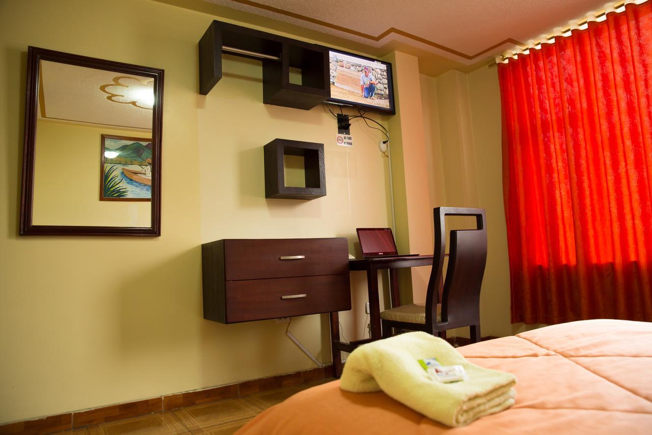 Mashy'S Hostal Отавало Екстериор снимка